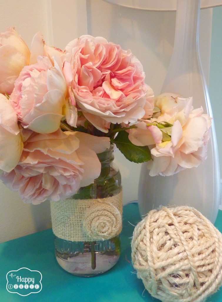 simple summer decorating with burlap and blooms at thehappyhousie
