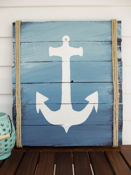 DIY Anchor Pallet Sign at thehappyhousie.com-12