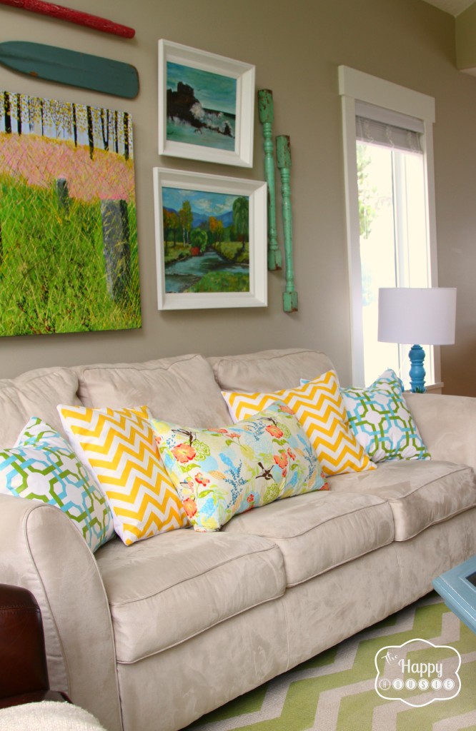 5 Spring Changes in the Living Room at thehappyhousie