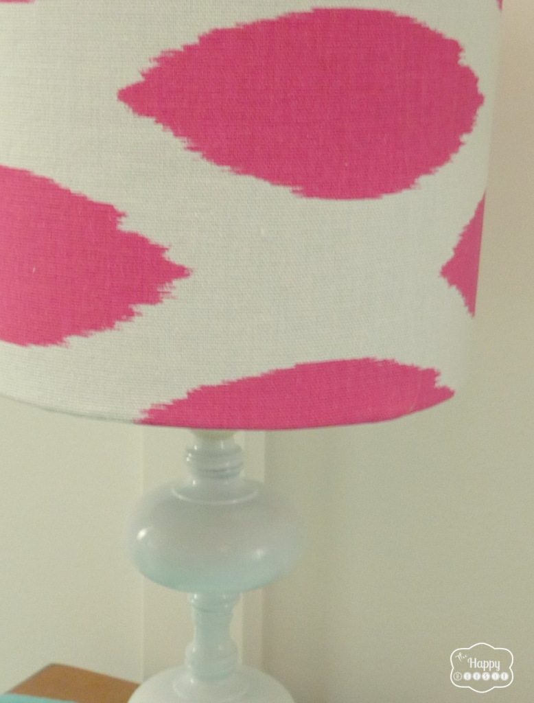 DIY Fabric Covered Lampshade on Thrifted Upcycled Lamp at thehappyhousie