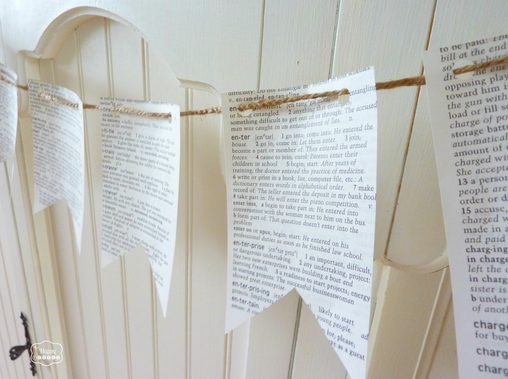 DIY book page dictionary page bunting at thehappyhousie