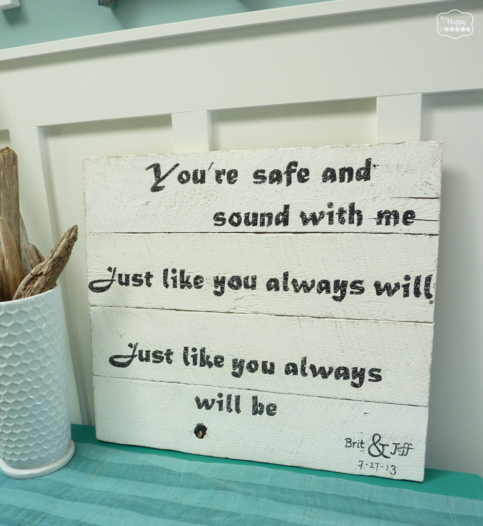 wedding gift DIY pallet sign with song lyrics at thehappyhousie