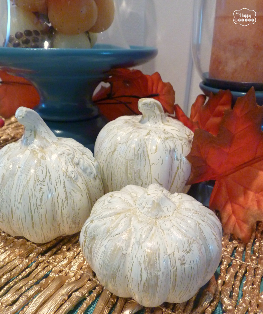 gold crackle painted pumpkins for fall by thehappyhousie