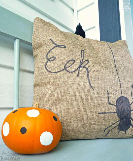 Two Sided Sharpie Pillows for Fall at thehappyhousie.com-9