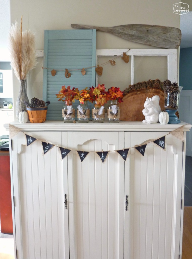 Late Fall Mantel at thehappyhousie