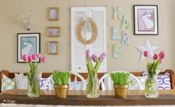 Spring Home Tour Dining Room gallery wall at The Happy Housie