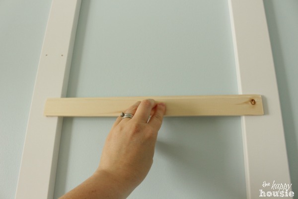Floor to Ceiling Board and Batten tutorial at The Happy Housie measuring template