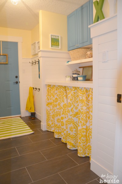 Summer House Tour at The Happy Housie Laundry Room 3