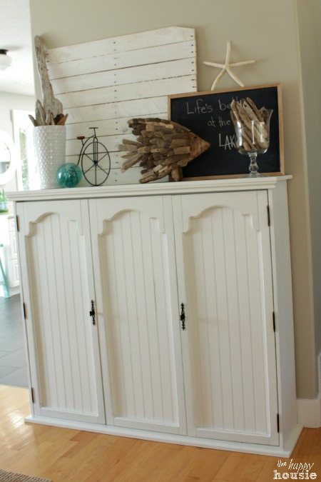 Beachy Style Summer Lake House Tour at The Happy Housie Dining Room 10