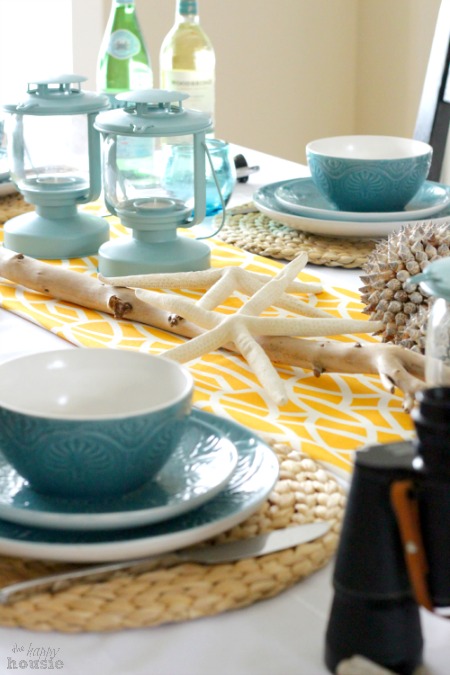 Waves & Sunshine Beachy Tablescape with Pfaltzgraff Dolce Turquoise by The Happy Housie 4