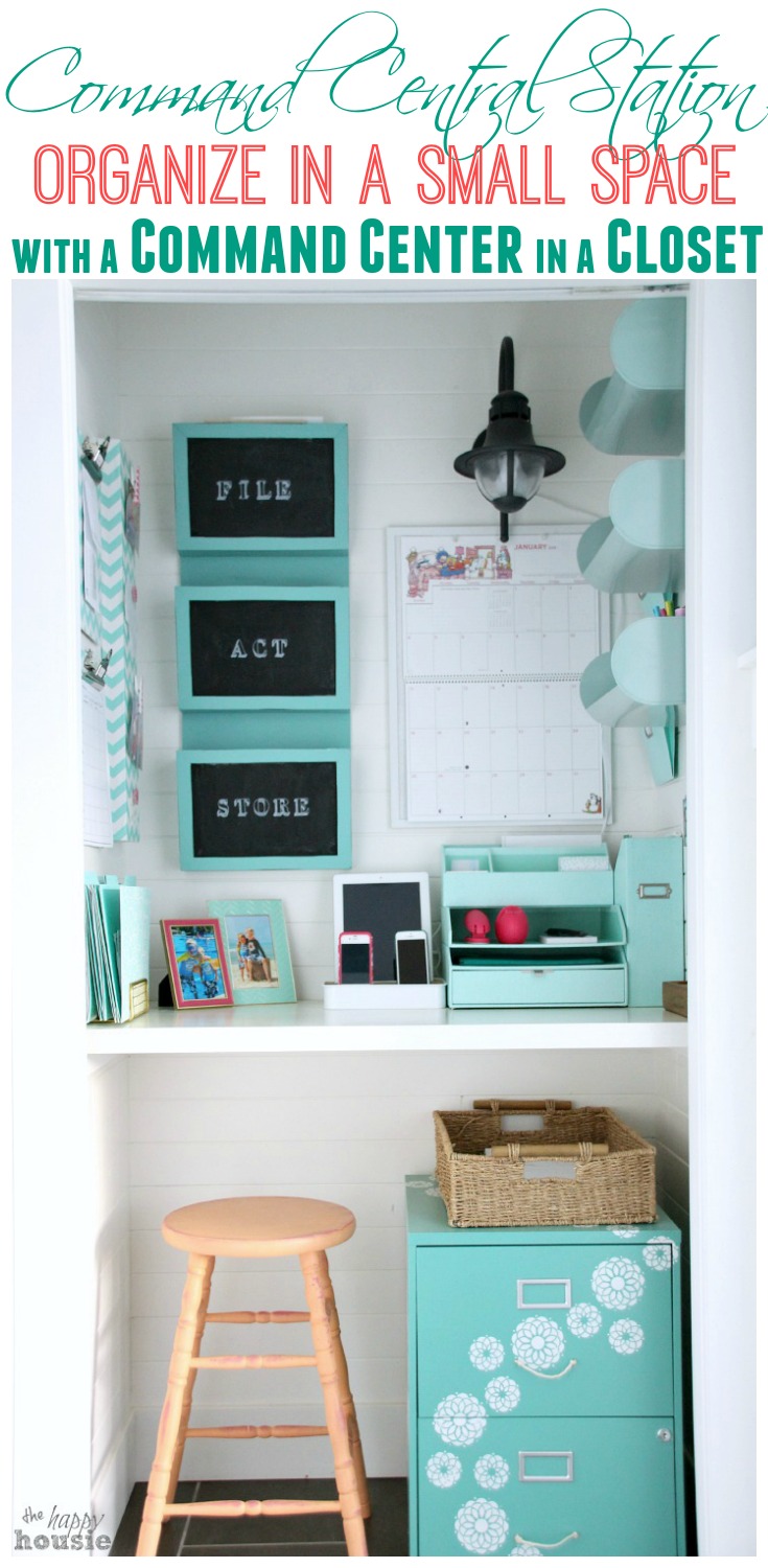 https://thehappyhousie.porch.com/command-central-station-getting-organized-with-a-command-center-in-a-closet/