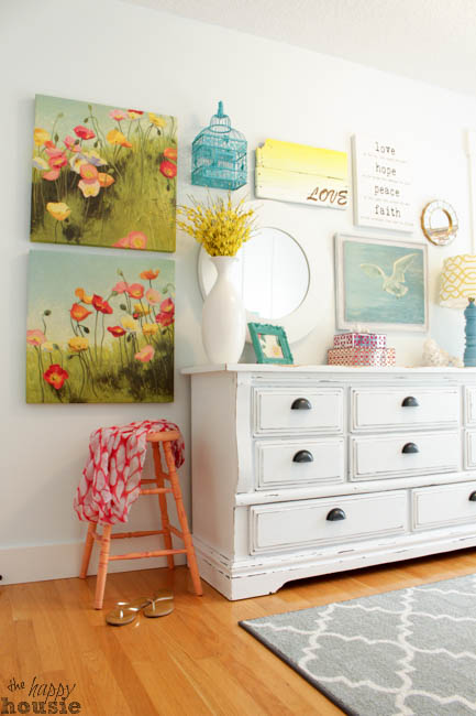 Mint Master Bedroom with ben&me Paint Revamp at thehappyhousie-23