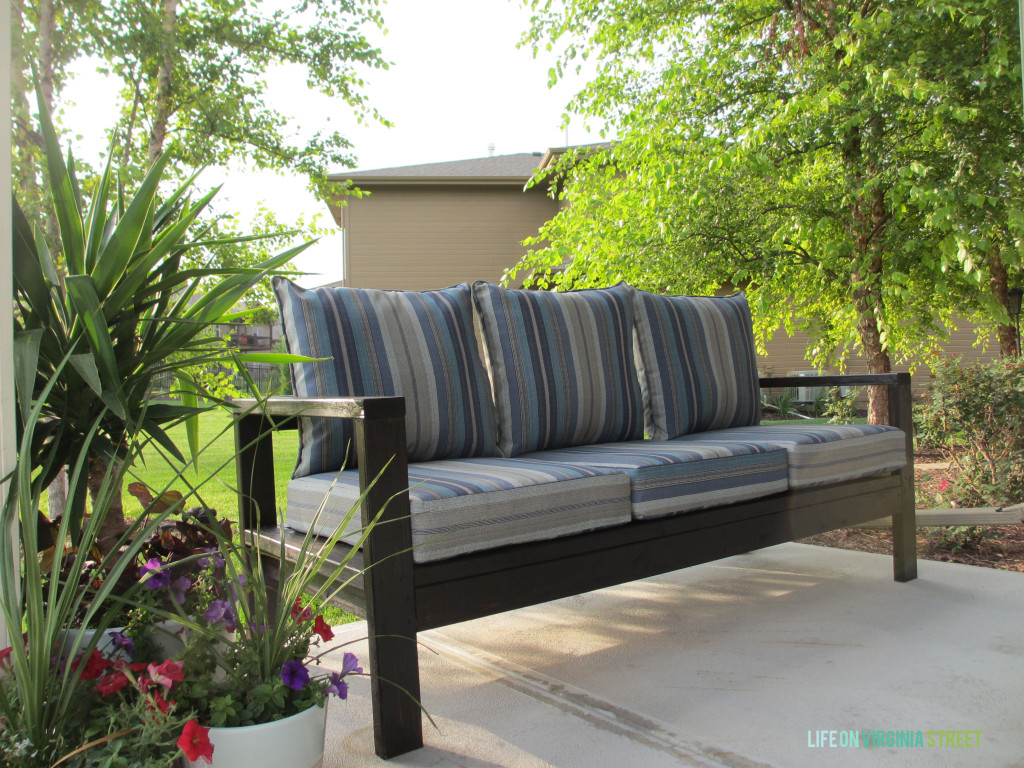DIY-Outdoor-couch-finished-1024x768