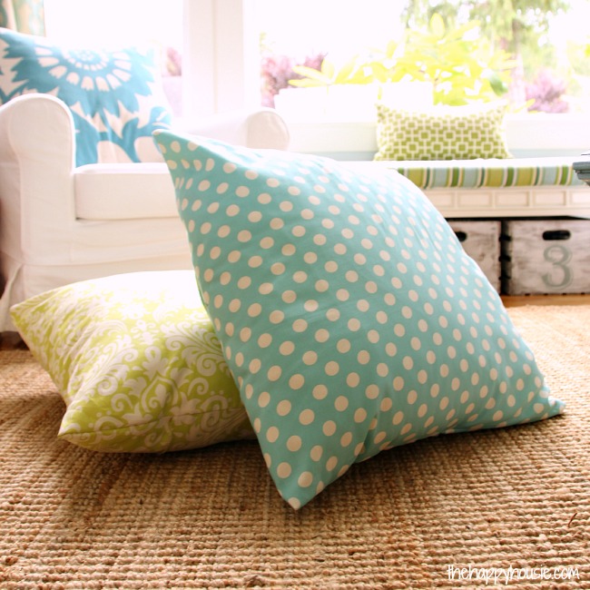 https://www.thehappyhousie.com/wp-content/uploads/2015/06/How-to-make-super-quick-and-easy-DIY-giant-floor-pillows-using-Riley-Blake-Home-Decor-fabric-at-thehappyhousie.com_.jpg