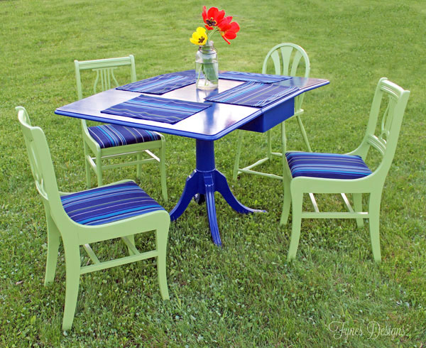 painted-patio-set