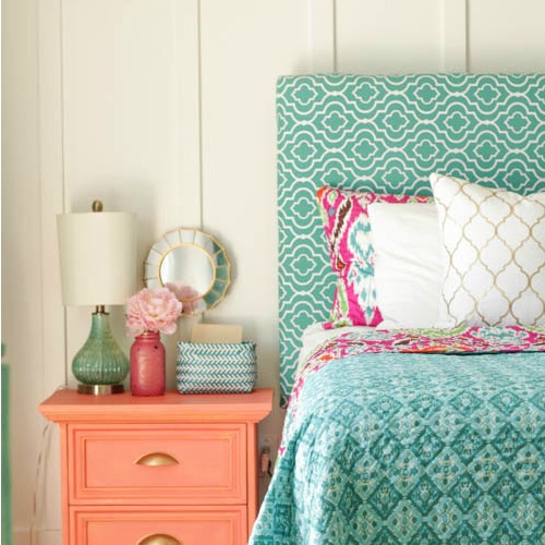 square Pop of Colour in the Master Bedroom with new bedding at thehappyhousie.com-8