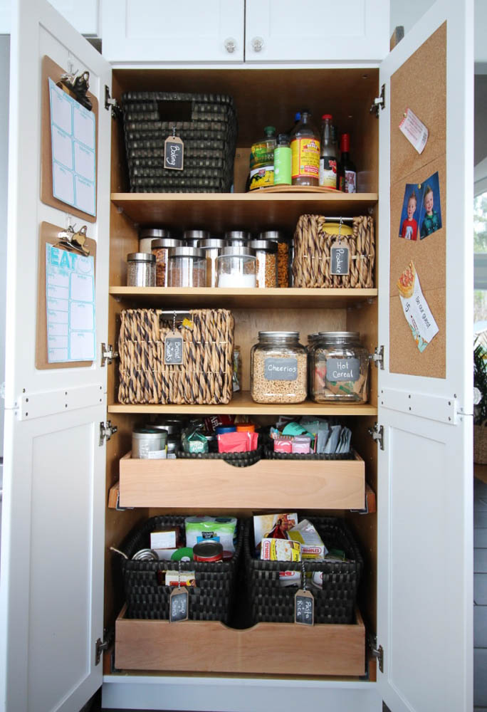 https://www.thehappyhousie.com/wp-content/uploads/2016/02/How-to-Organize-Your-Pantry-and-Why-Even-Bother-with-Free-Printable-Shopping-List-and-Weekly-Meal-Planning-Sheets-at-thehappyhousie.com-19.jpg