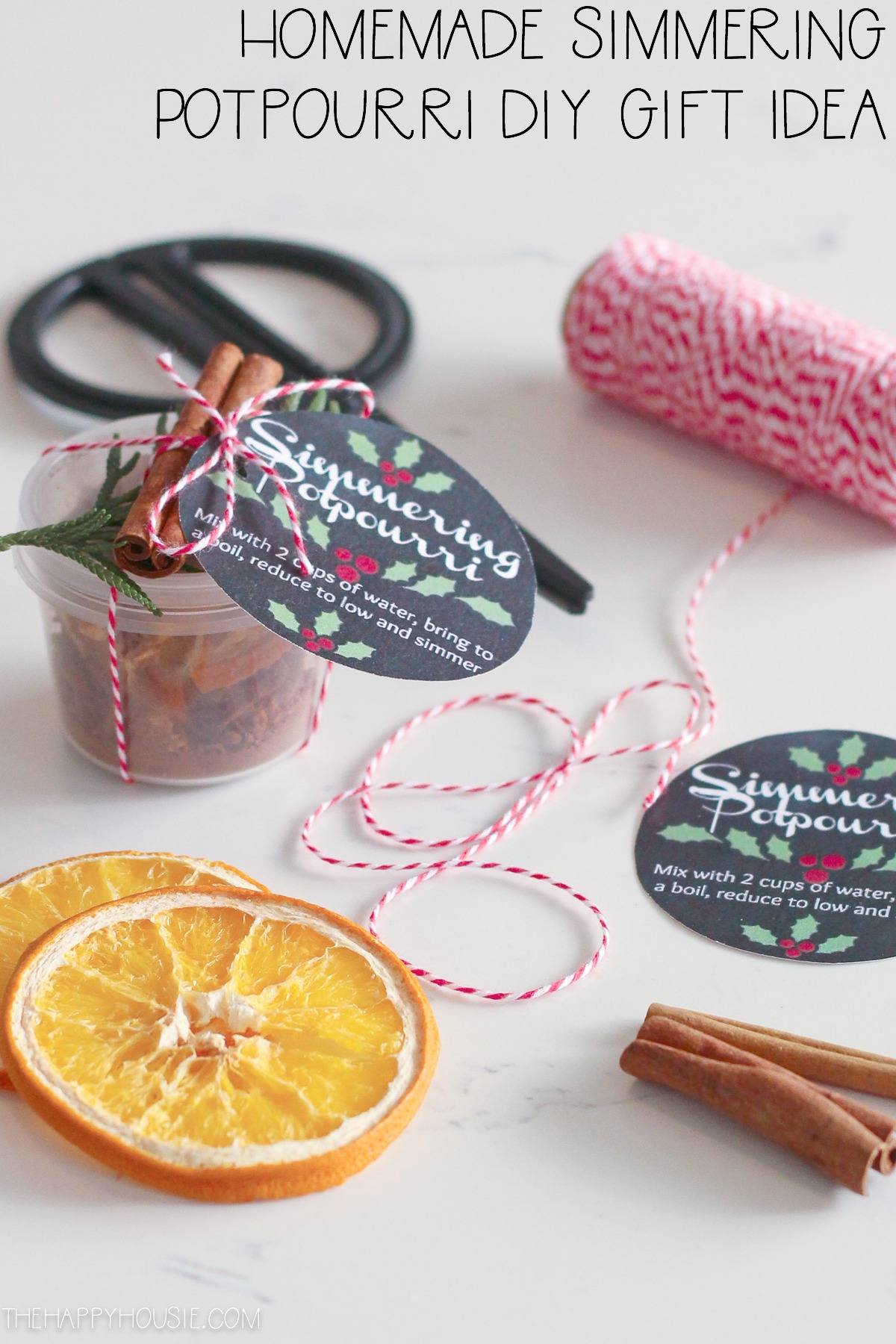 How to Make an EASY Christmas Potpourri {5 Minutes!} - Make Life Lovely