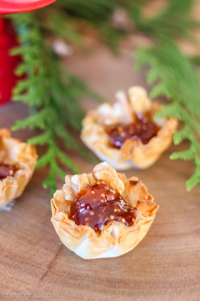 Baked Brie Phyllo Cups with Walnuts & Fig Jelly | The Happy Housie