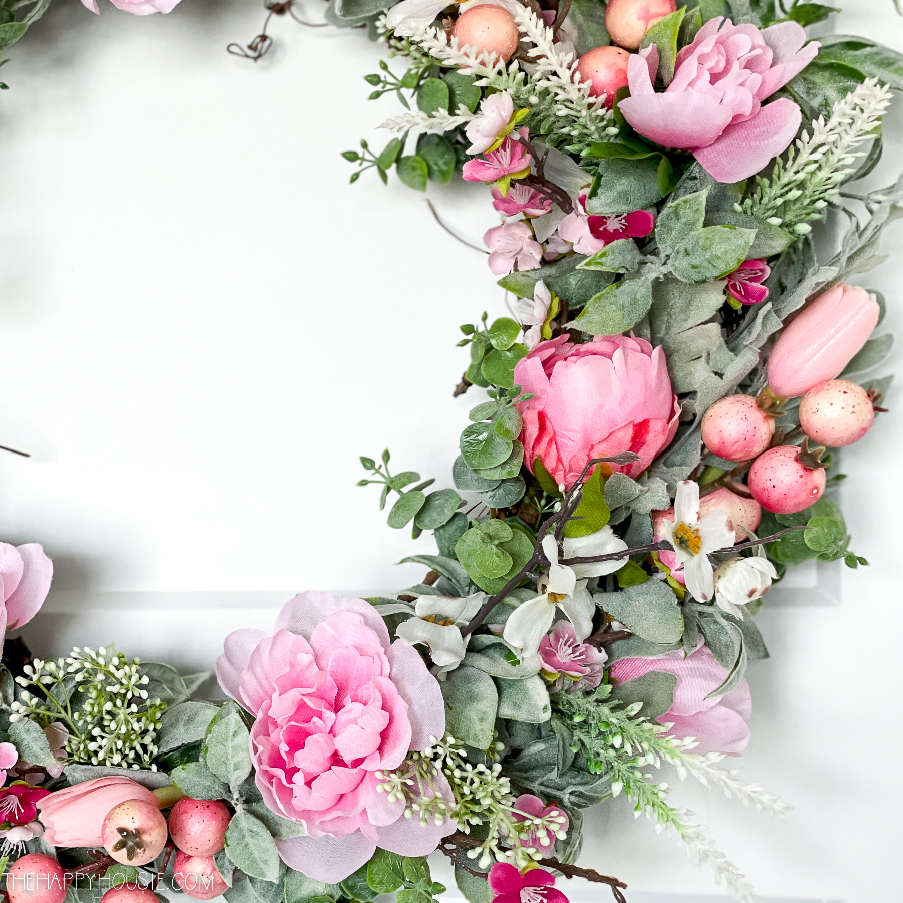 Making a Spring floral wreath for the home – Particle Press